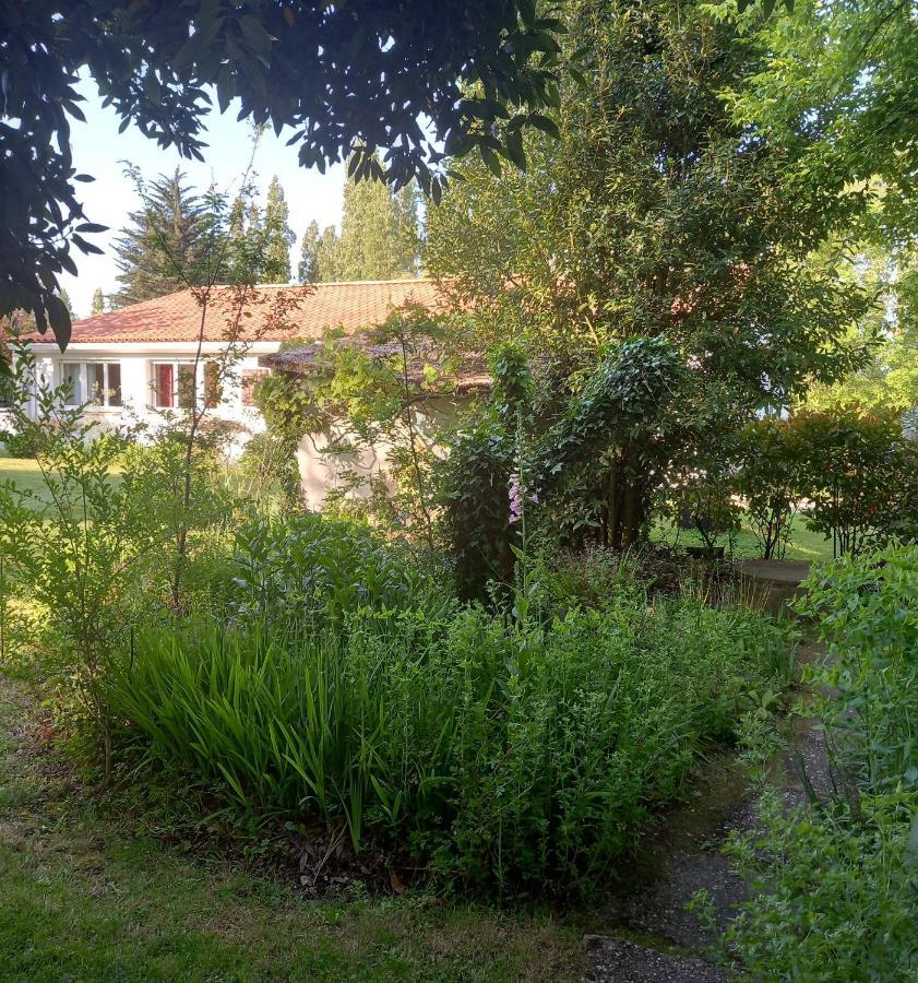 La Gisiere, Chambres D'Hotes Шалан Екстериор снимка